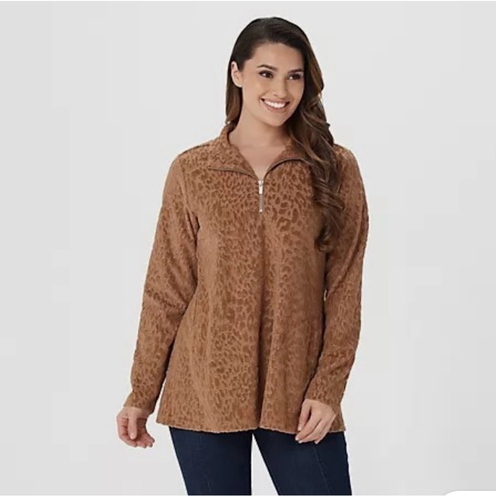 Susan Graver Weekend Sz XL Burnout
Jacquard Knit Half-Zip Top TRUE TAUPE